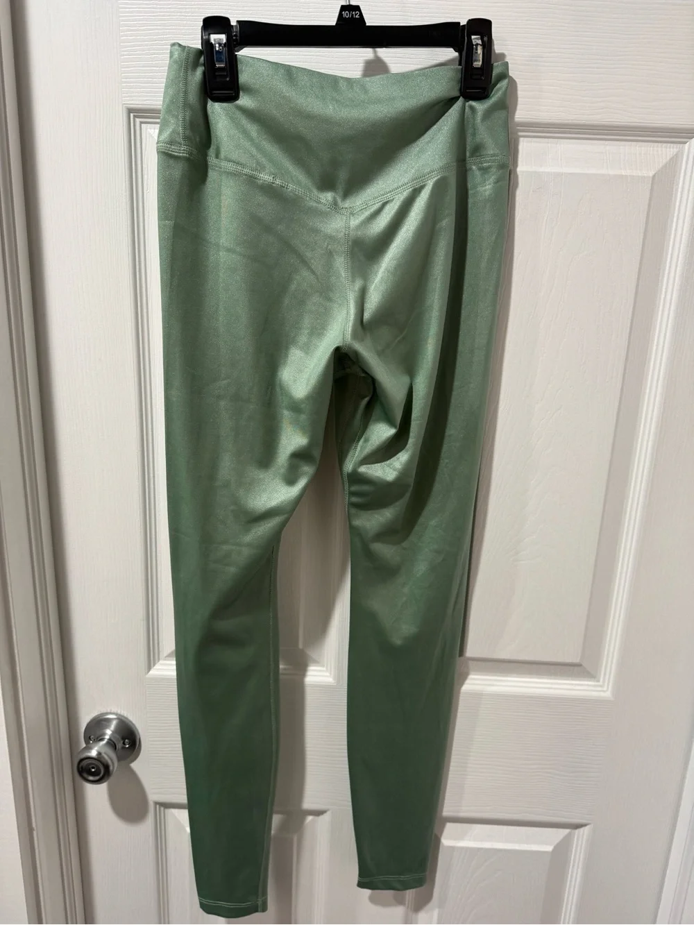 Nike Sage Green High-Waist Leggings